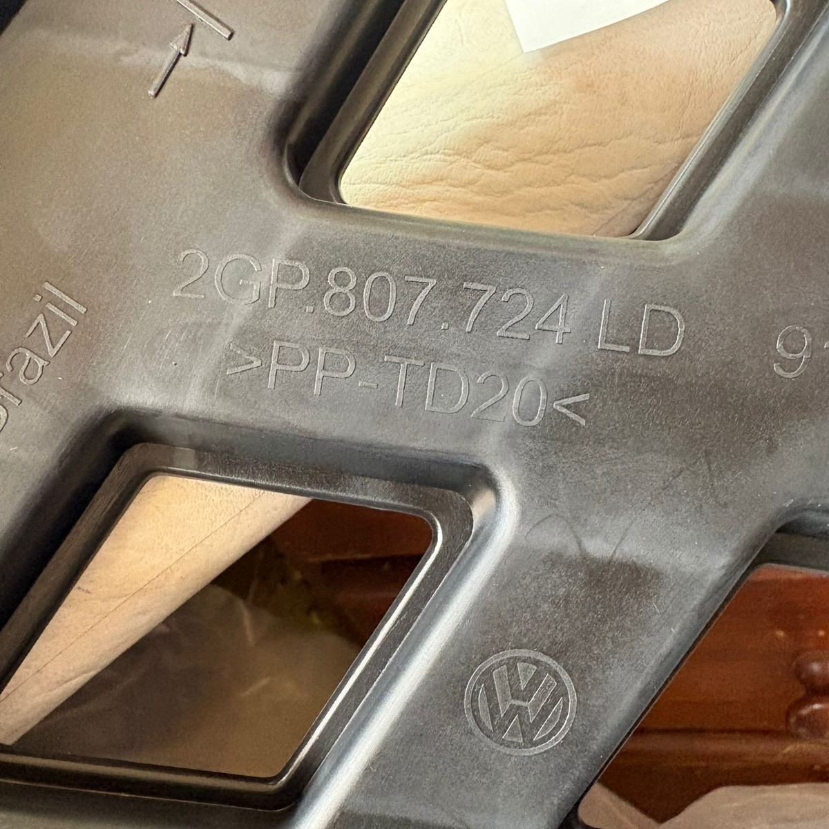 Suporte Farol De Milha T-Cross Lado Direito - Imagem 7