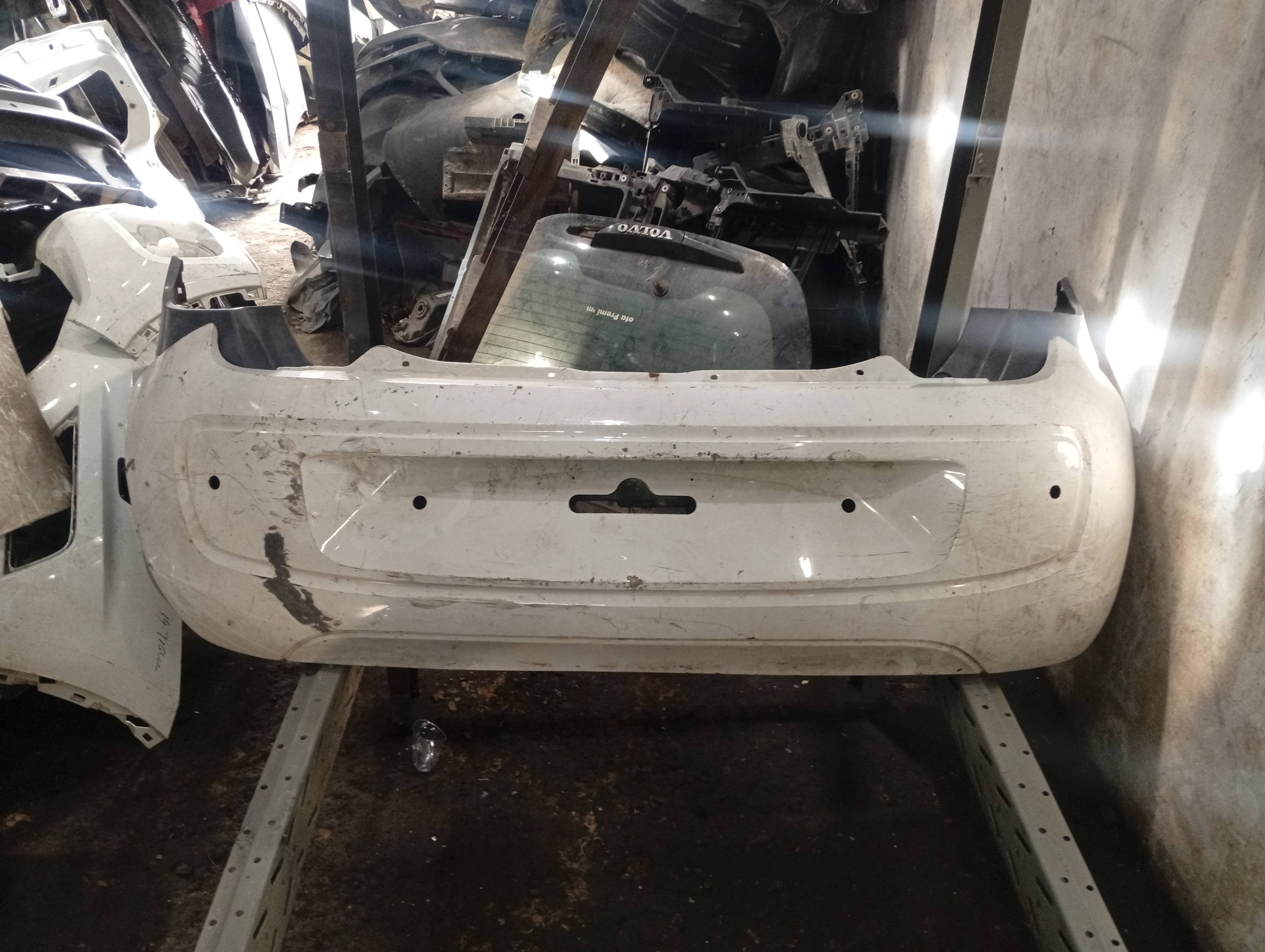 Parachoque Traseiro Volkswagen Up 2014 2015 2016 2017 Liso