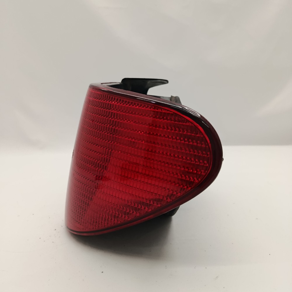Lanterna Direit Citroen Xsara Hatch 1997 1998 1999 2001 2002 - Imagem 3