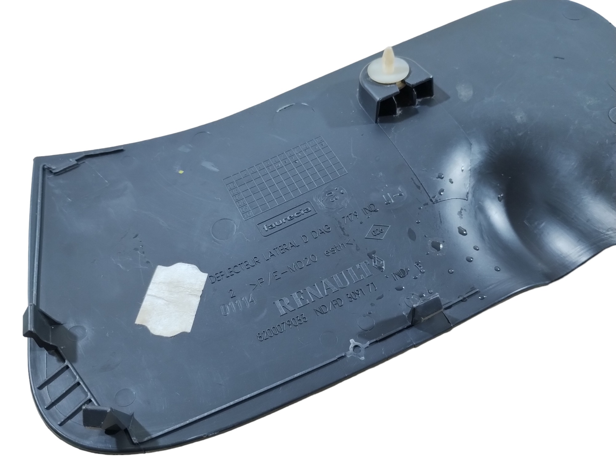 Moldura Inferior Painel Console Direito Megane 2007 A 2012 - Imagem 4