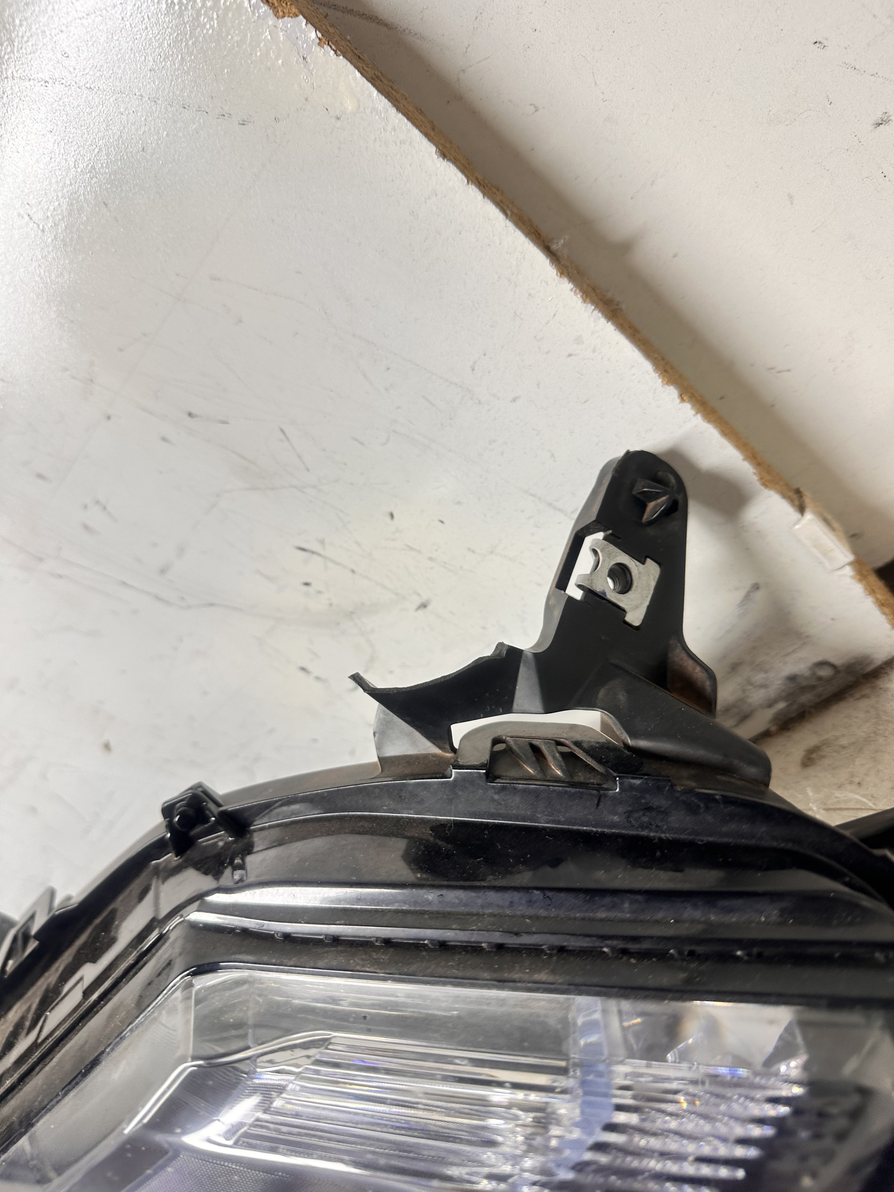 Farol  Mitsubishi Eclipse Cross (Modelos 2023 A 2025) - Imagem 5