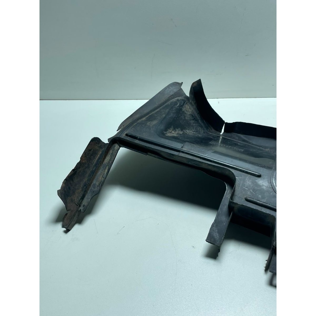Defletor Radiador Audi A5 Esquerdo 2013 a 2015 8t0121283r - Imagem 2