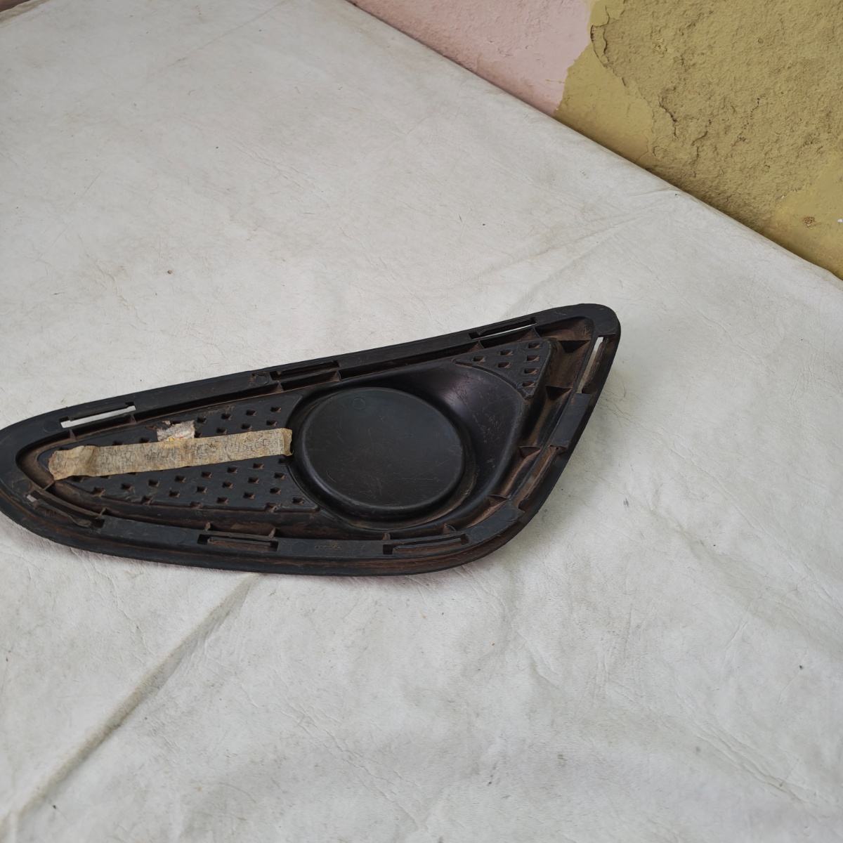 Moldura Farol Milha Direito Hb20s 2012 A 2015 Original Direito - Imagem 4