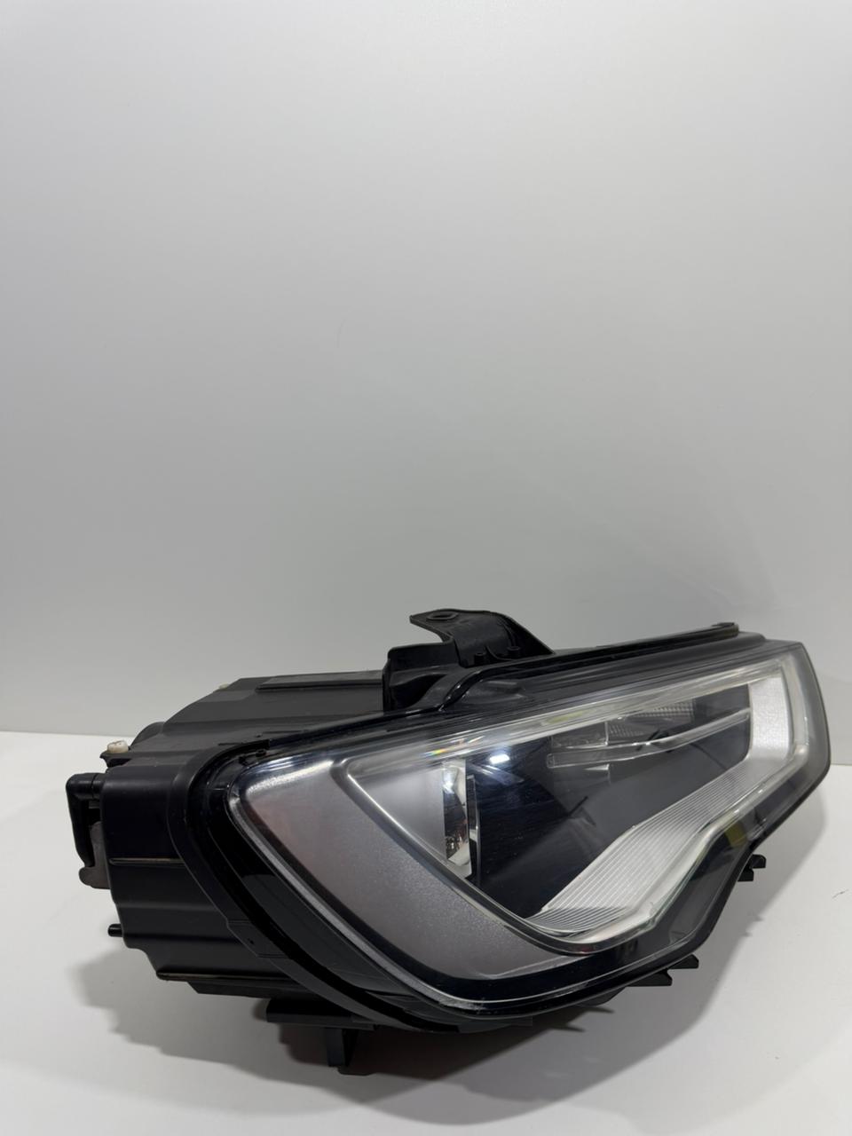 Farol Audi A3 2013-2016 Original 8V0941006 - Imagem 3