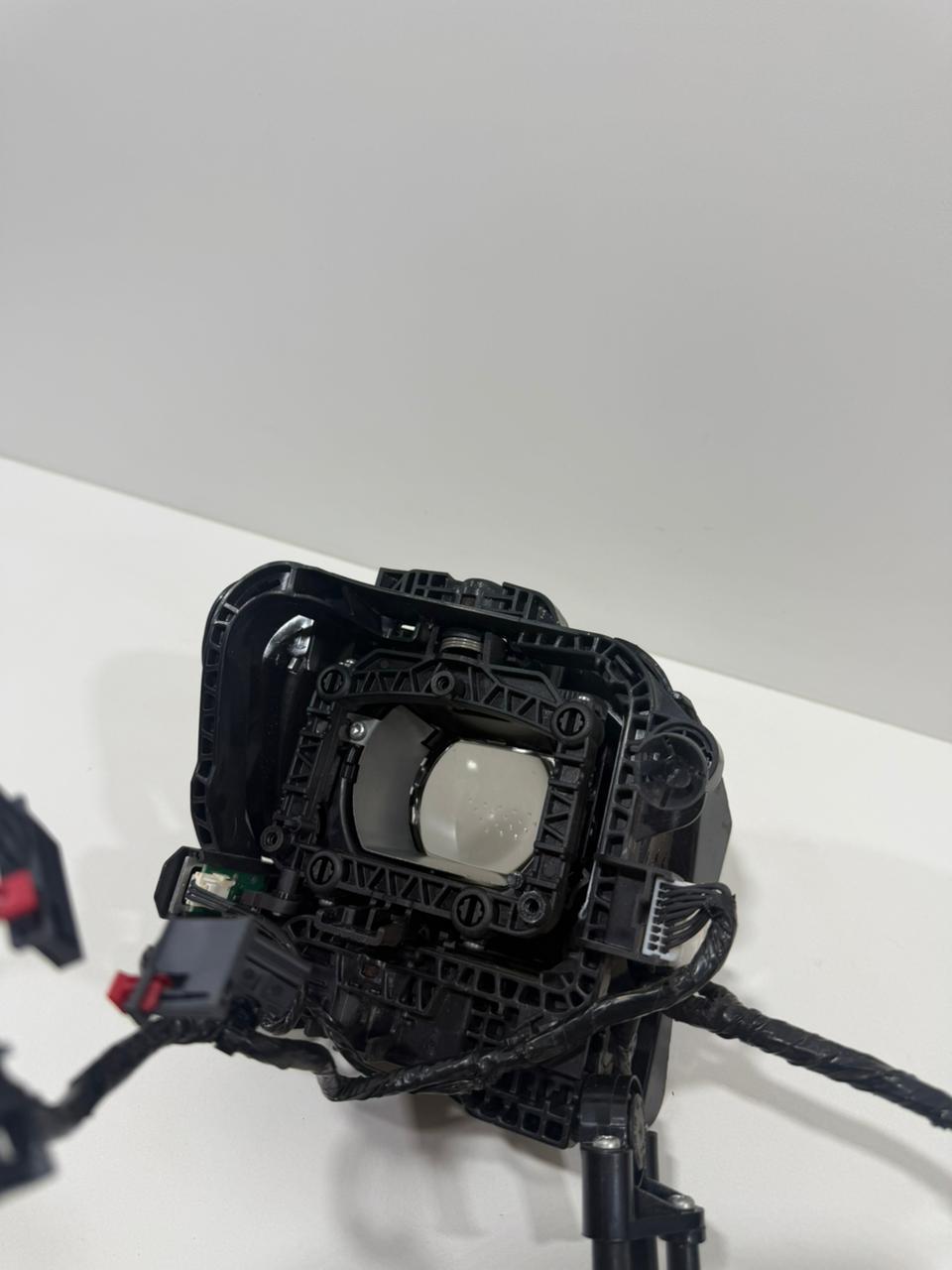 Moldura Com Projetor C. Detalhe Vw Taos Highline 6002TK1645 - Imagem 5