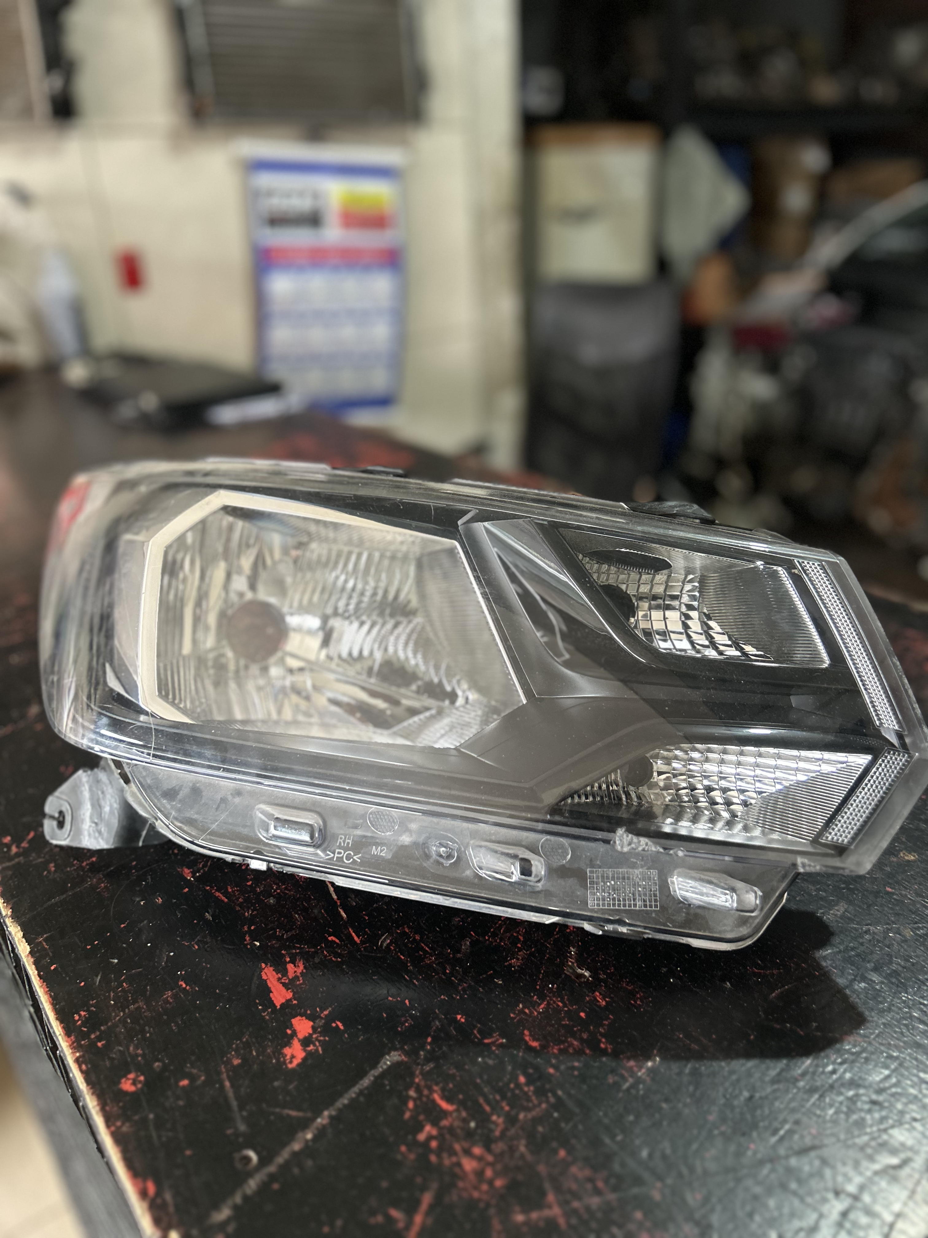 Farol Saveiro/gol G8 L.D (recuperado Em Perfeito Estado) - Imagem 1