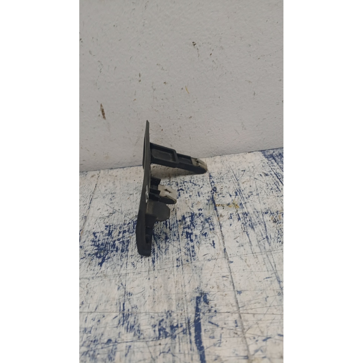 Acabamento Lateral Direito Do Rádio  - Citröen C4 Lounge Preto - Imagem 2