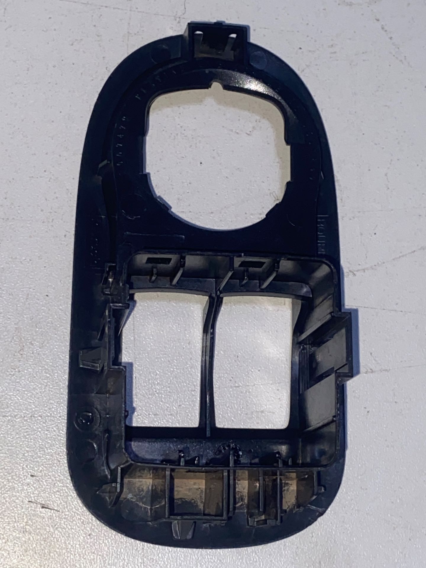 Moldura Comando Vidros Elétricos Renault Master 2014 2024 - Imagem 2