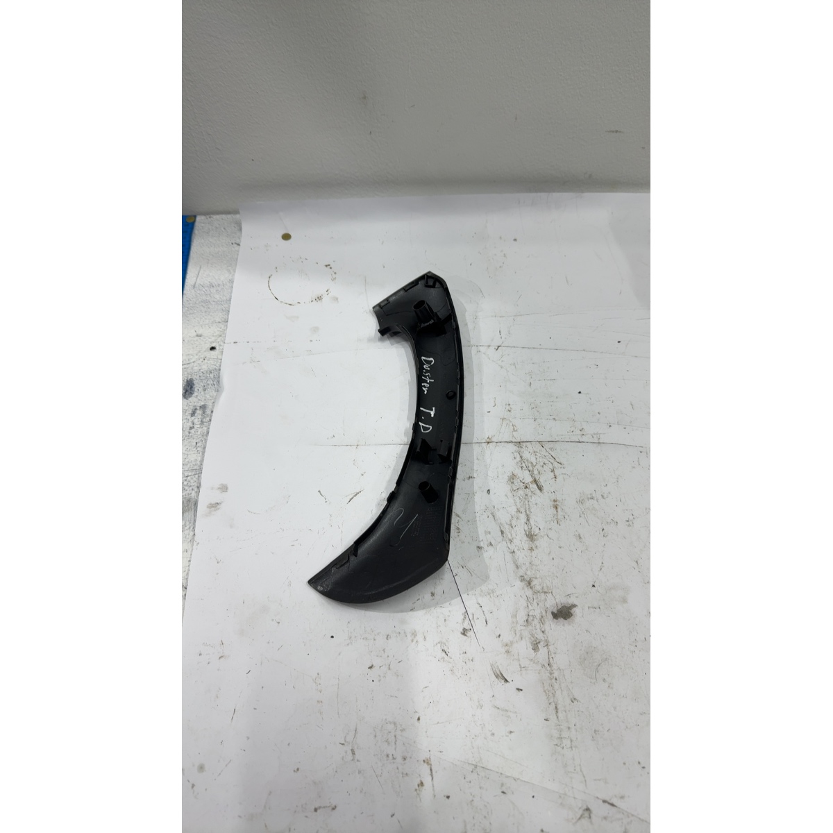 Moldura Puxador Porta Direita Renault Duster - Imagem 2