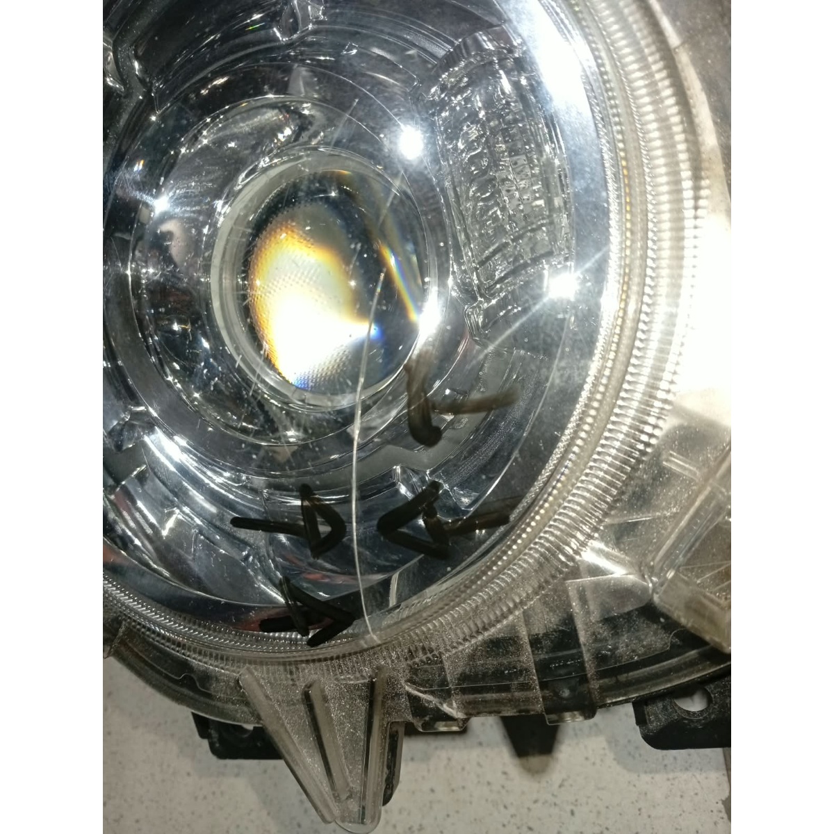 Farol Esquerdo Suzuki Jimmy 2022 2023 2024 - Imagem 4