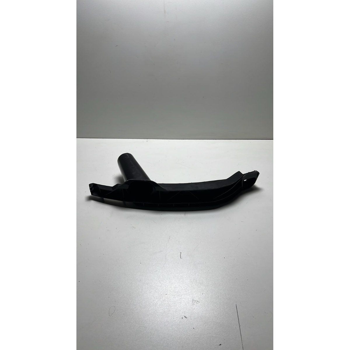 Guia  Fixação Farol Esq Jetta 2007 a 2010 1k0807889b