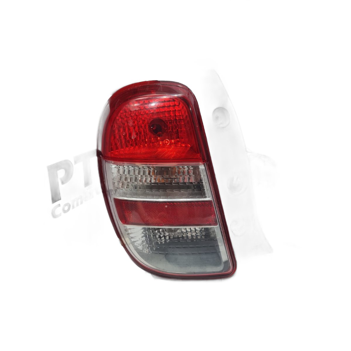 Lanterna Esquerda Nissan March 2012 - Imagem 1