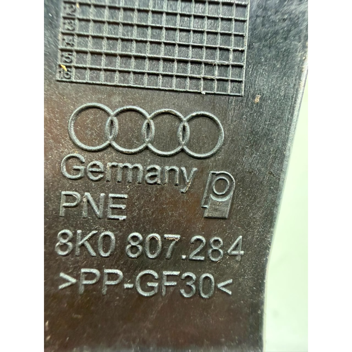 Guia Suporte Parachoque Dianteiro Audi A4 Avant 8K0807284 - Imagem 6