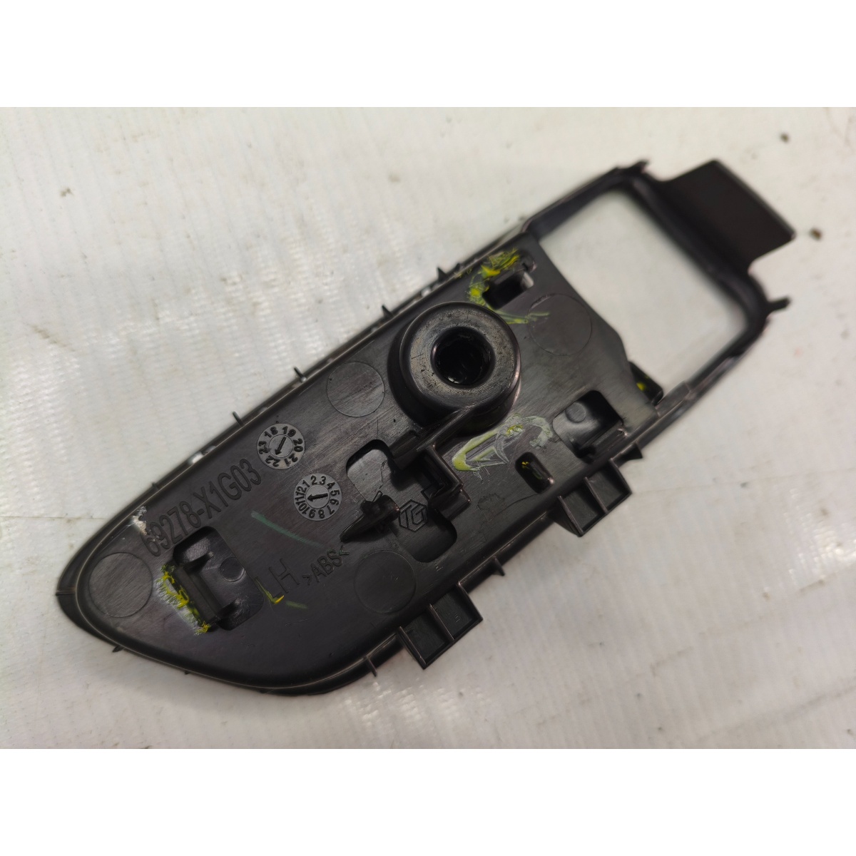 Puxador Moldura Maçaneta Esq Toyota Corolla 2025 69278X1G03 - Imagem 5