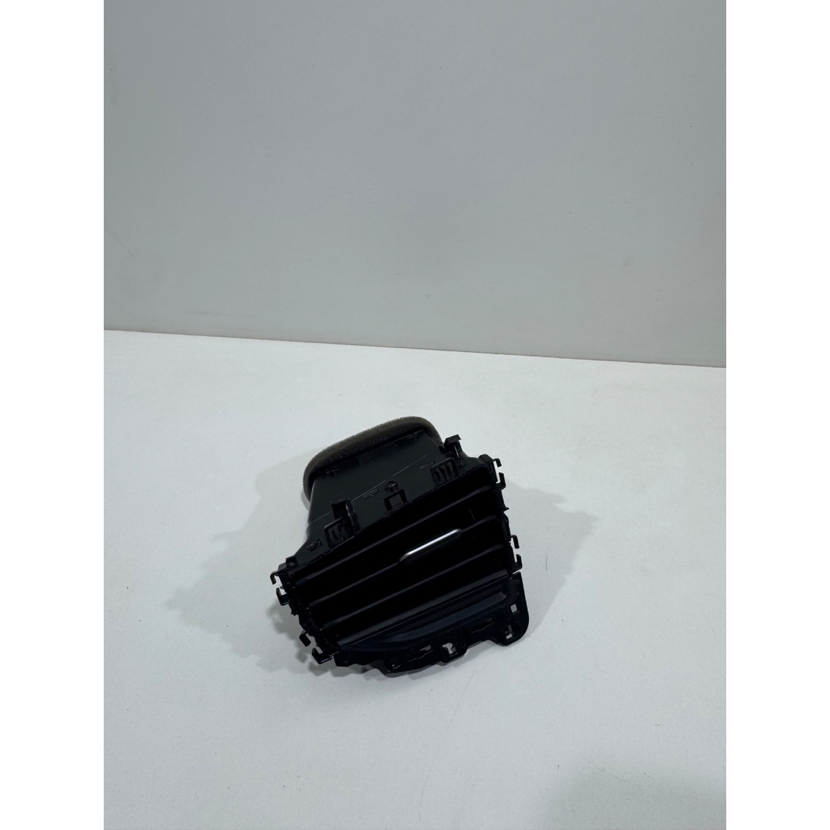 Difusor Ar Polo Virtus 2018 2020 2022 Esquerdo 6ea819703 - Imagem 3