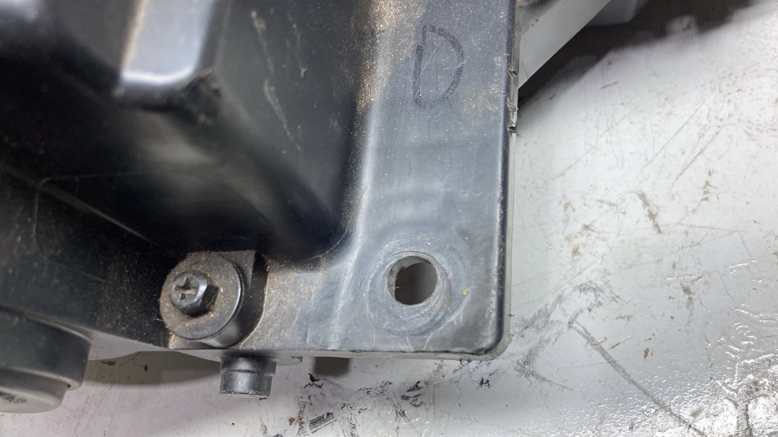Farol Byd Dolf Lado Esquerdo 2024 - Imagem 5