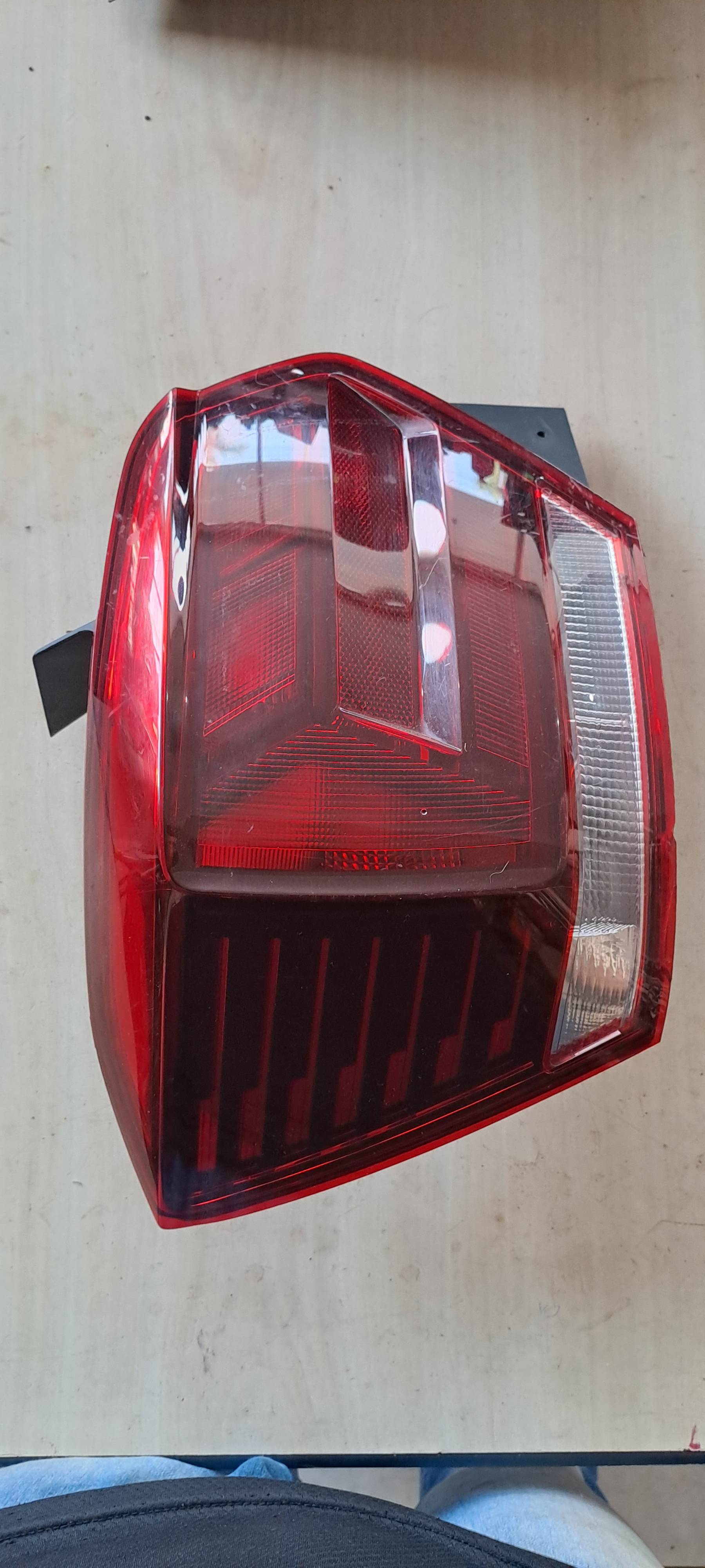 Lanterna Polo 2018 - Imagem 2