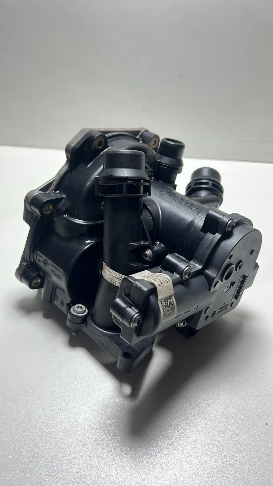 Bomba Dágua Audi A5 1.8 Turbo 2017 06l121111 - Imagem 4