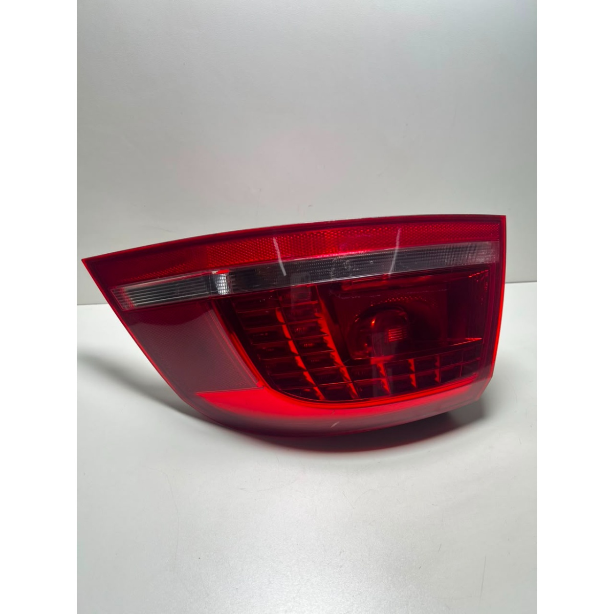 Lanterna Traseira Direita Passat Variant 2011/2015 3AF945208