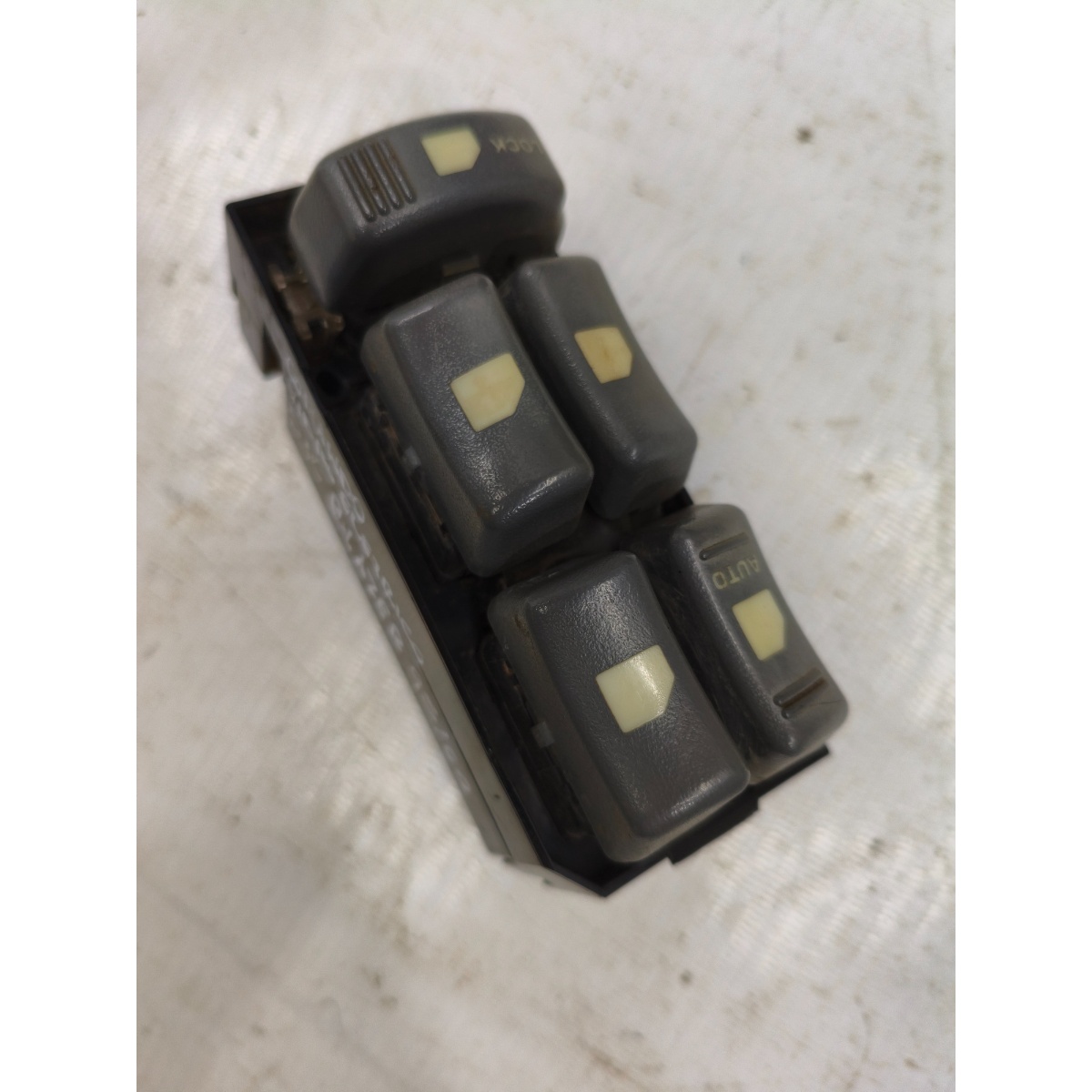 Botao Vidro S10 Blazer 95/00 Motorista Original J12M-8013 - Imagem 8