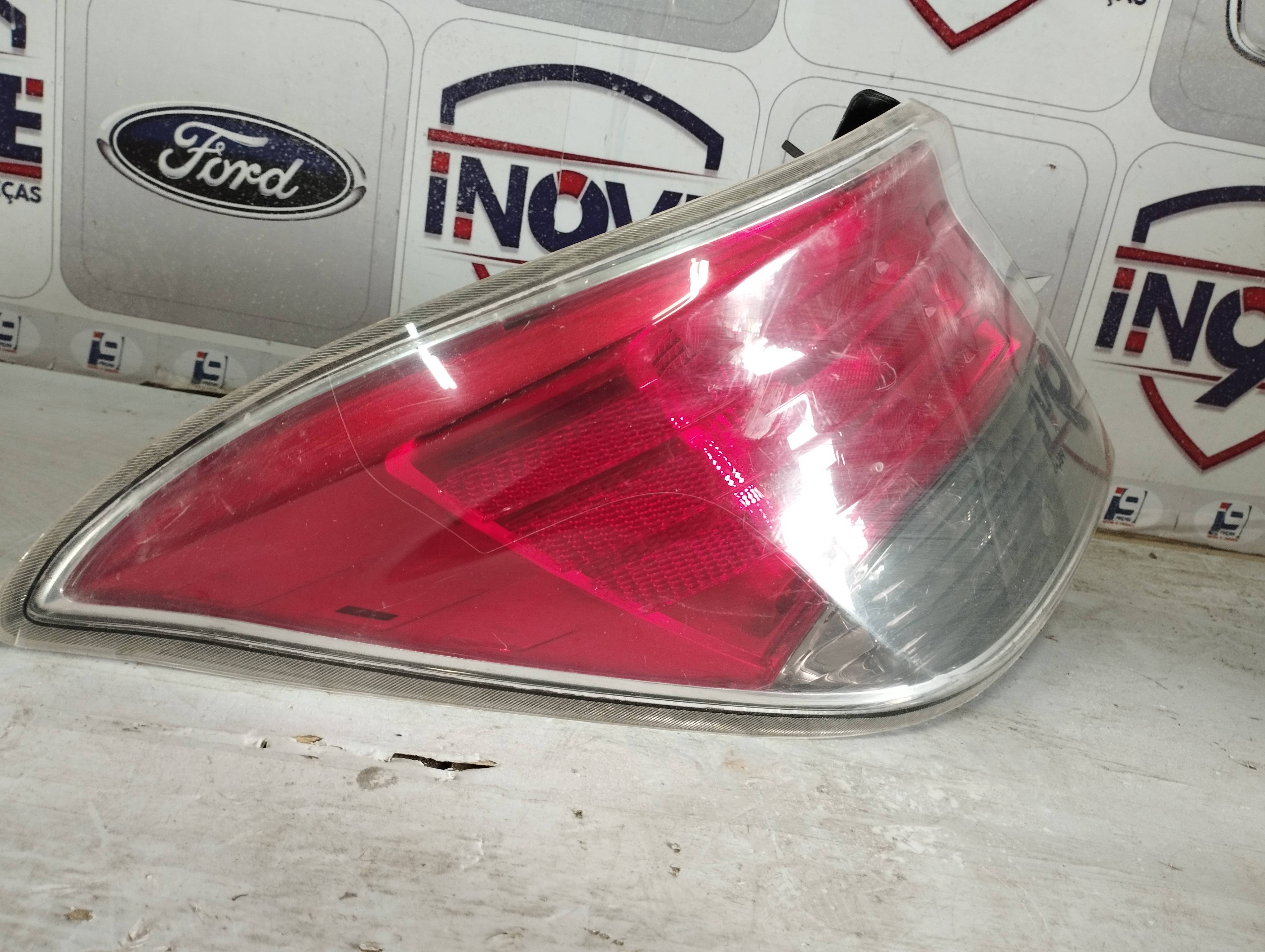 Lanterna Traseira Esquerda Prisma 2013/2016 - Imagem 3