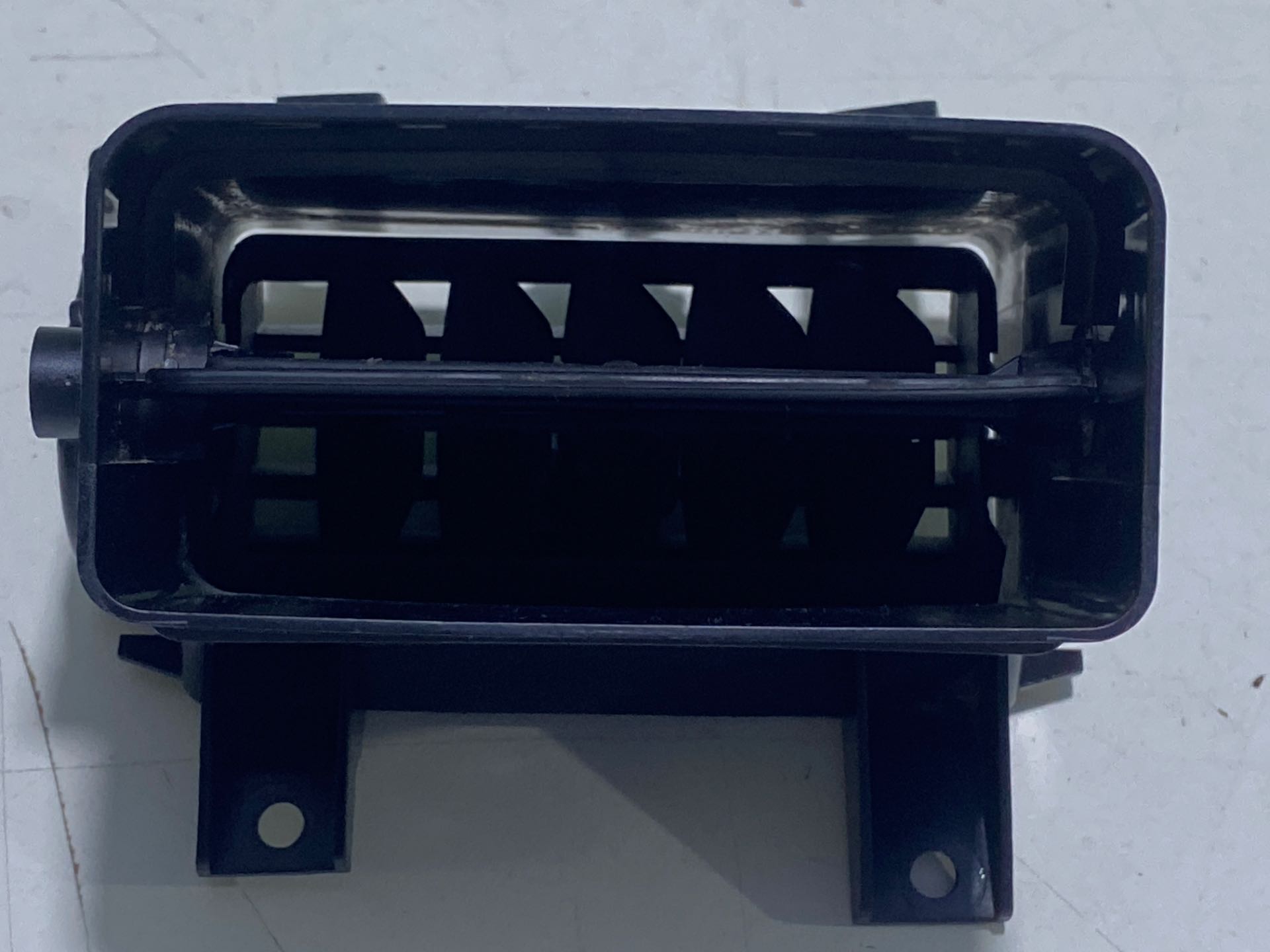 Difusor Saída De Ar Central Esquerdo Ford Transit 2008/2013 - Imagem 3