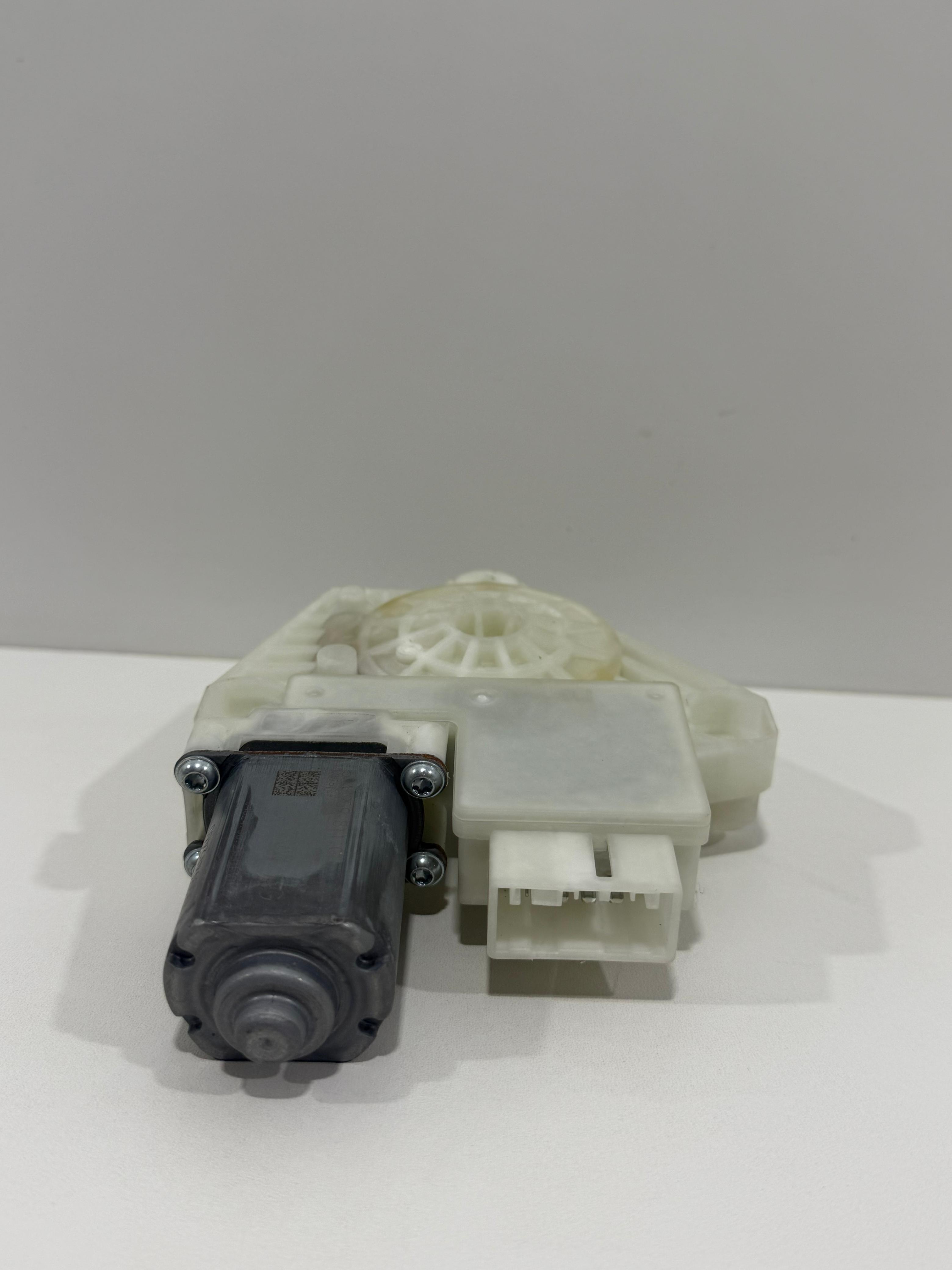 Motor Vidro Traseiro Esquerdo VW Taos 5Q4959811G - Imagem 2