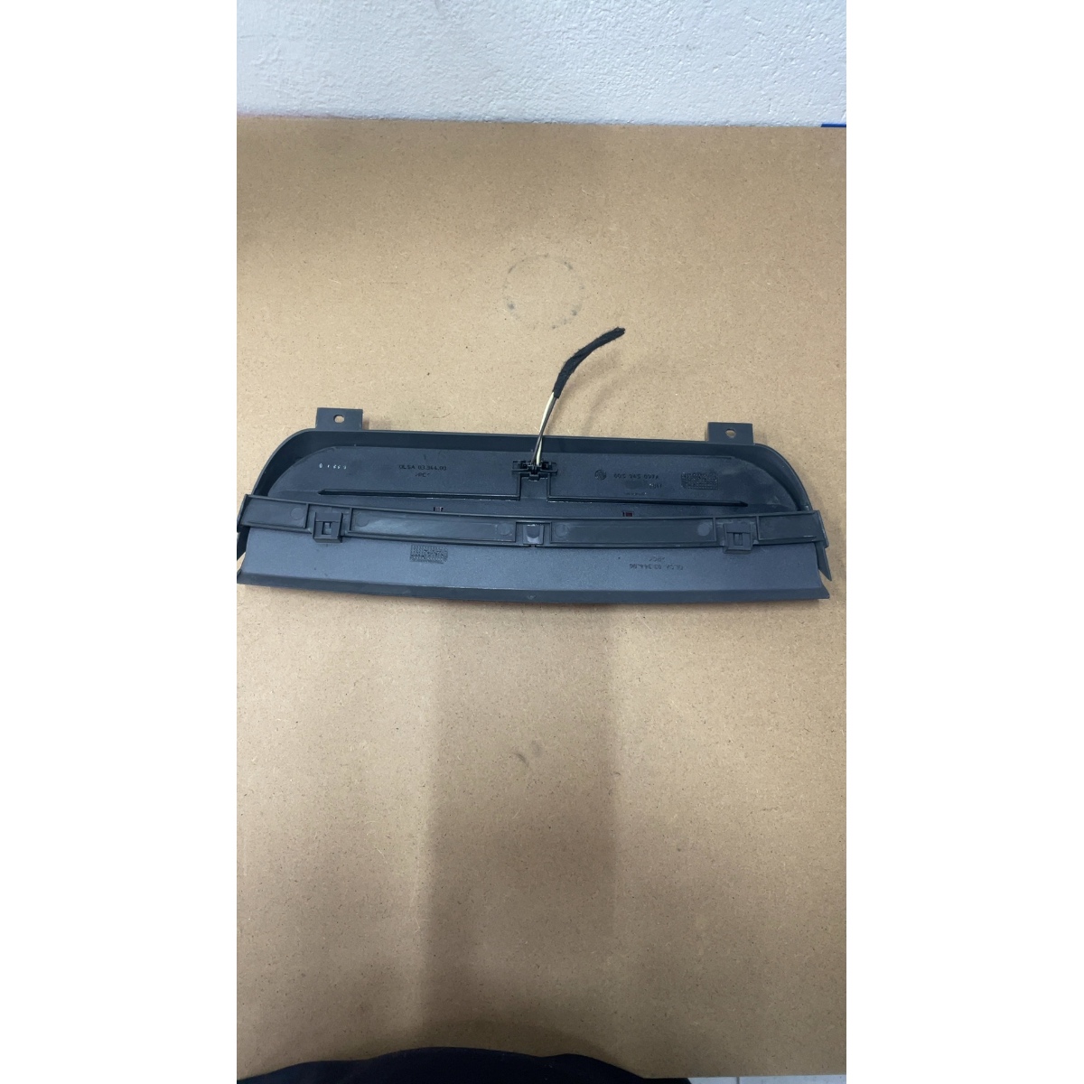 Break Light Luz Freio Vw Polo Sedan 6Q5945097A Origin - Imagem 2