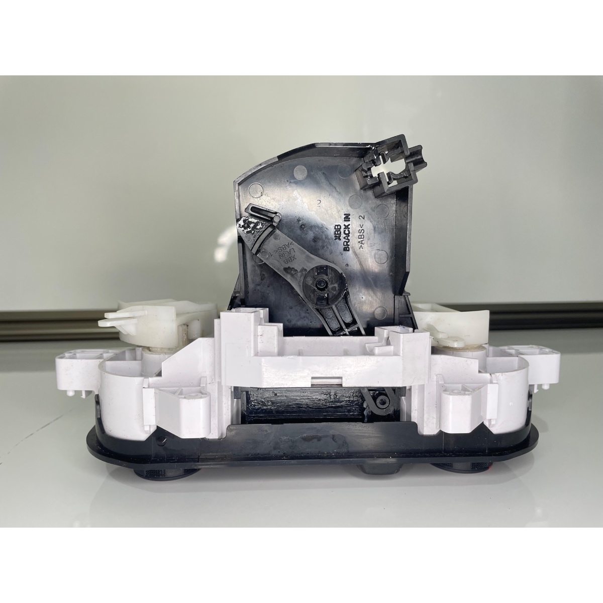 Comando de Ar Renault Kwid 2018 Original - Imagem 4