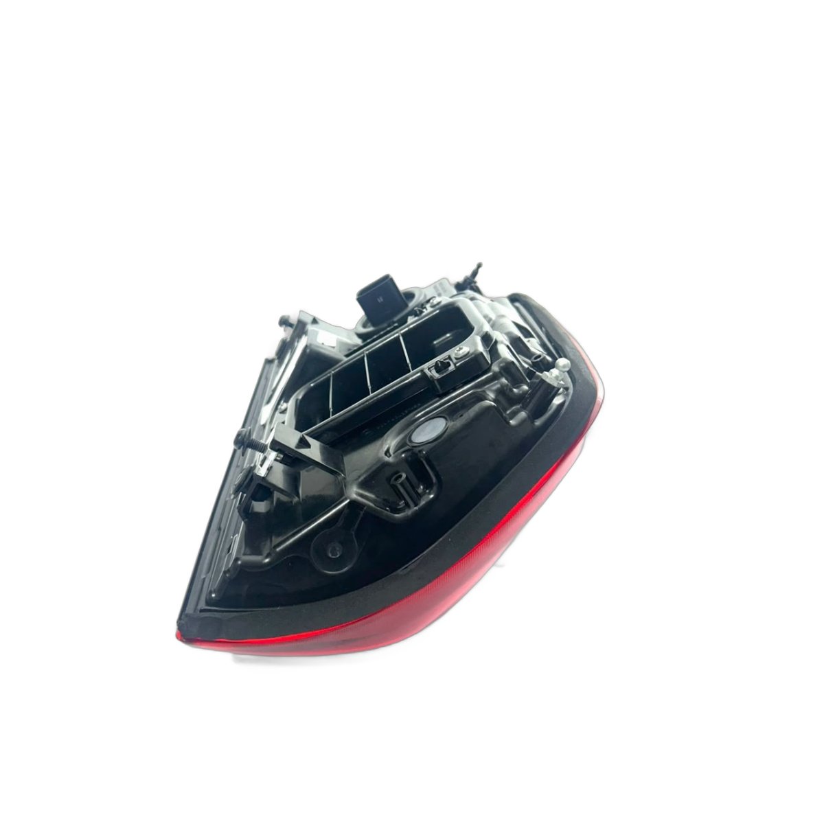 Lanterna Traseira Direita RAM Rampage Rebel 2023 e 2024 - Imagem 4
