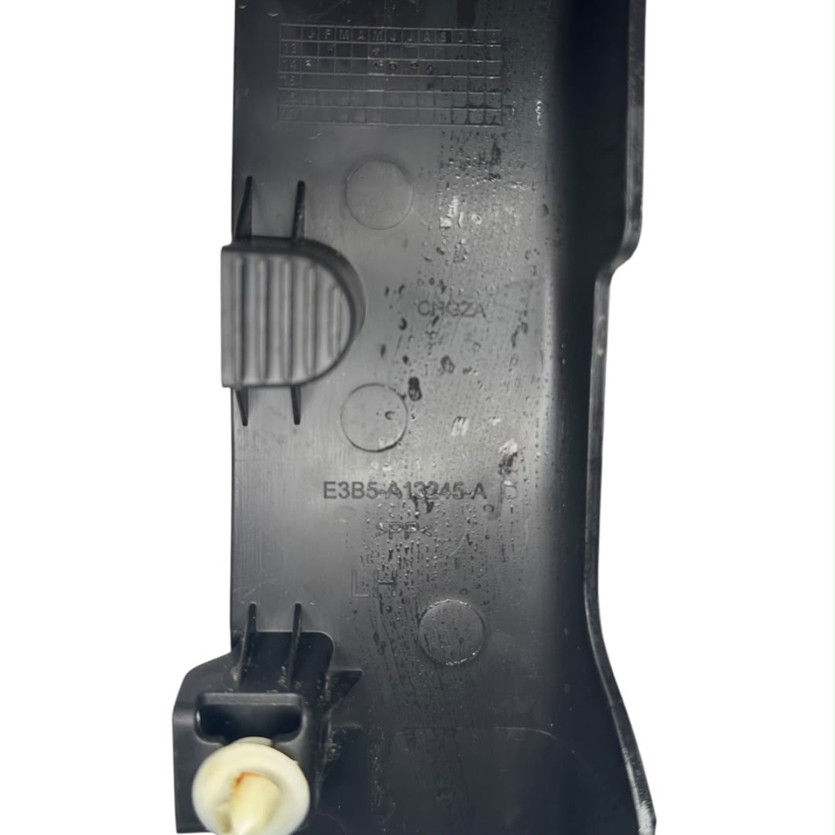Soleira Traseira Esquerda Ford Ka 2014 A 2021 Preto - Imagem 3