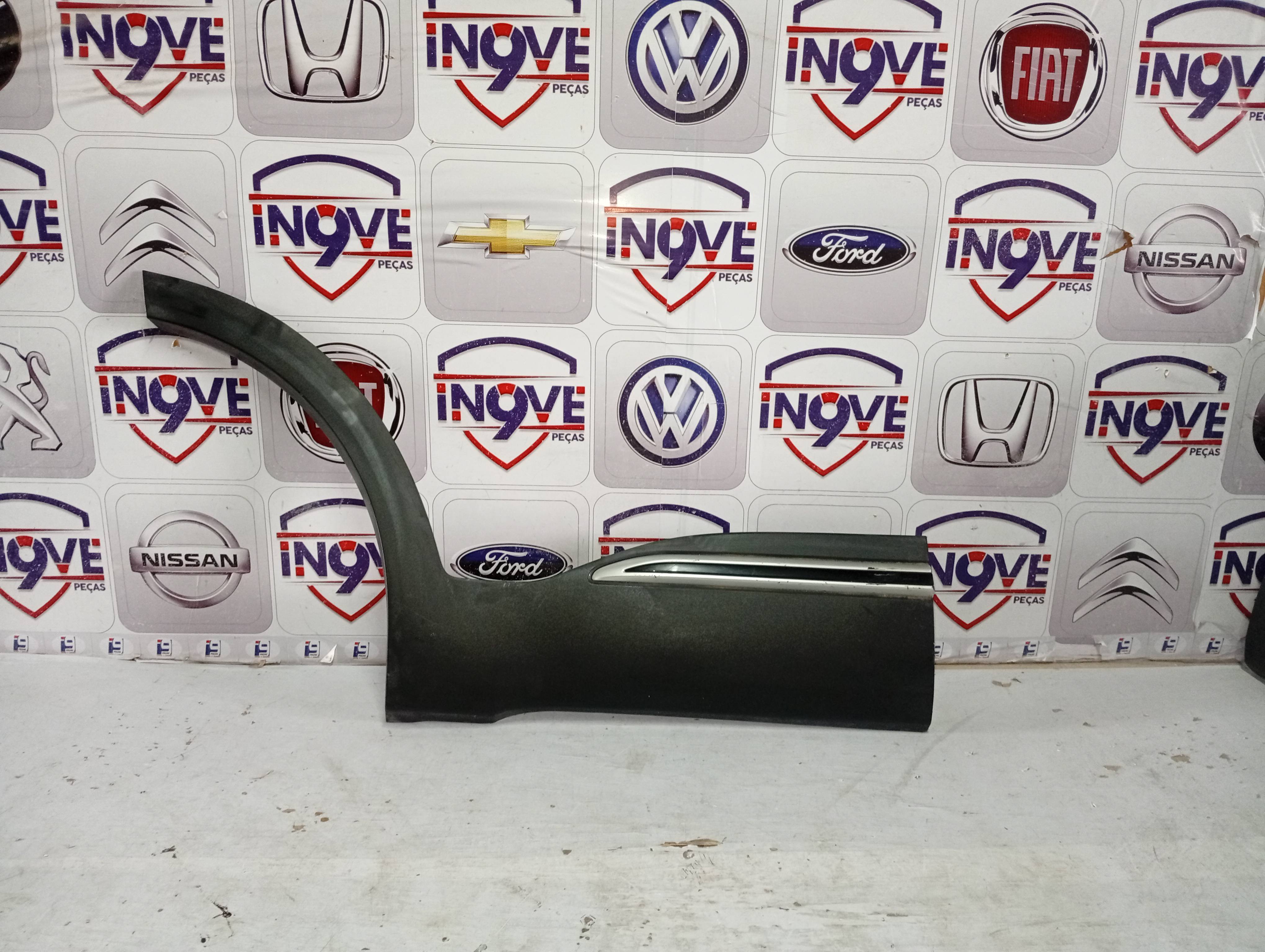 Moldura Porta Traseira Direita Chery Tiggo 5X Pro