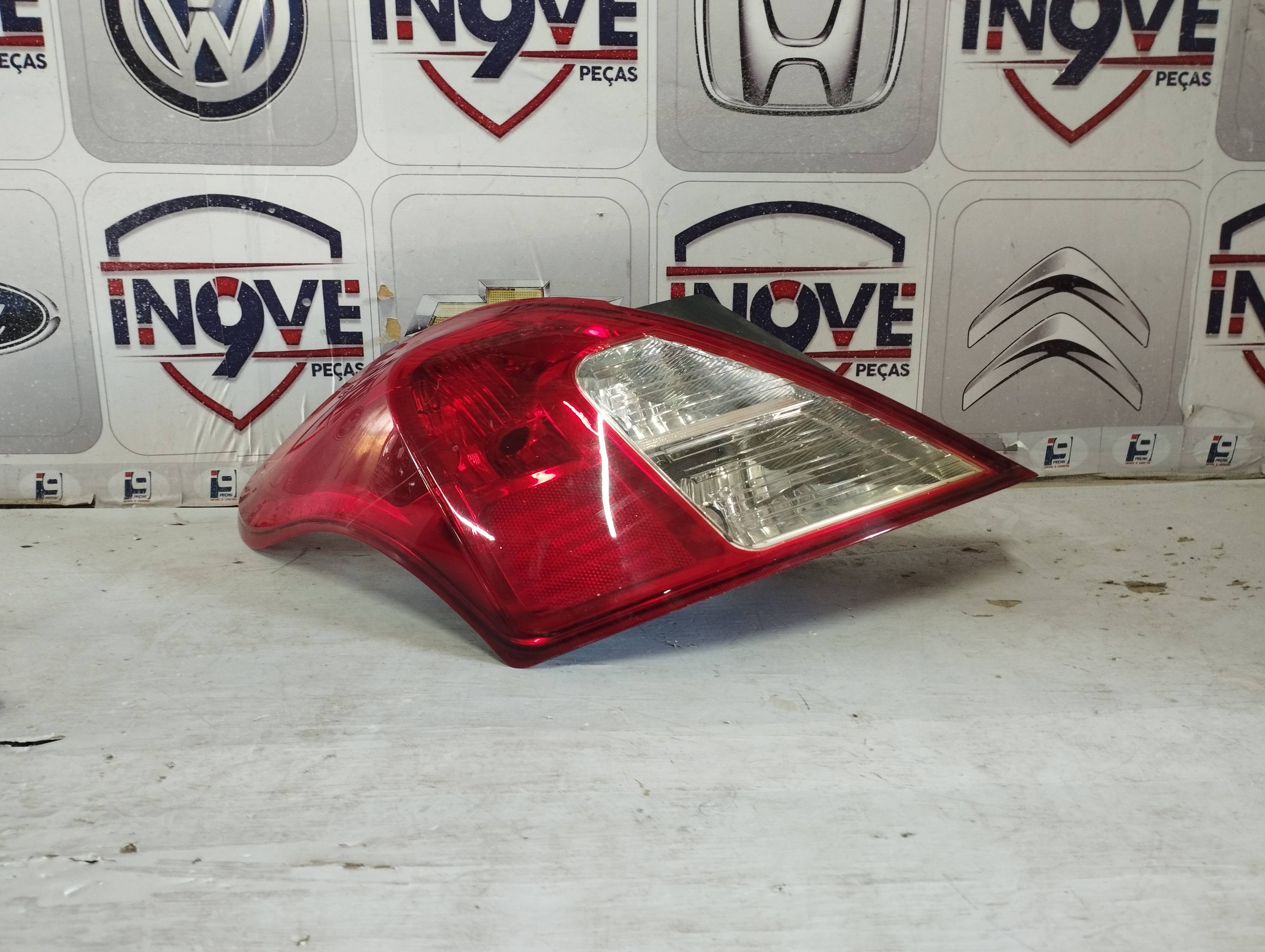 Lanterna Traseira Versa 2011/2019 Lado Esquerdo
