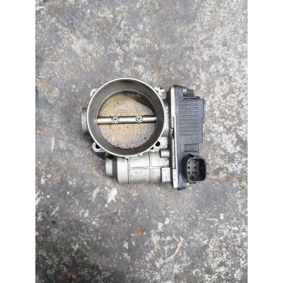 Corpo de borboleta infiniti fx35 V6 - Imagem 4