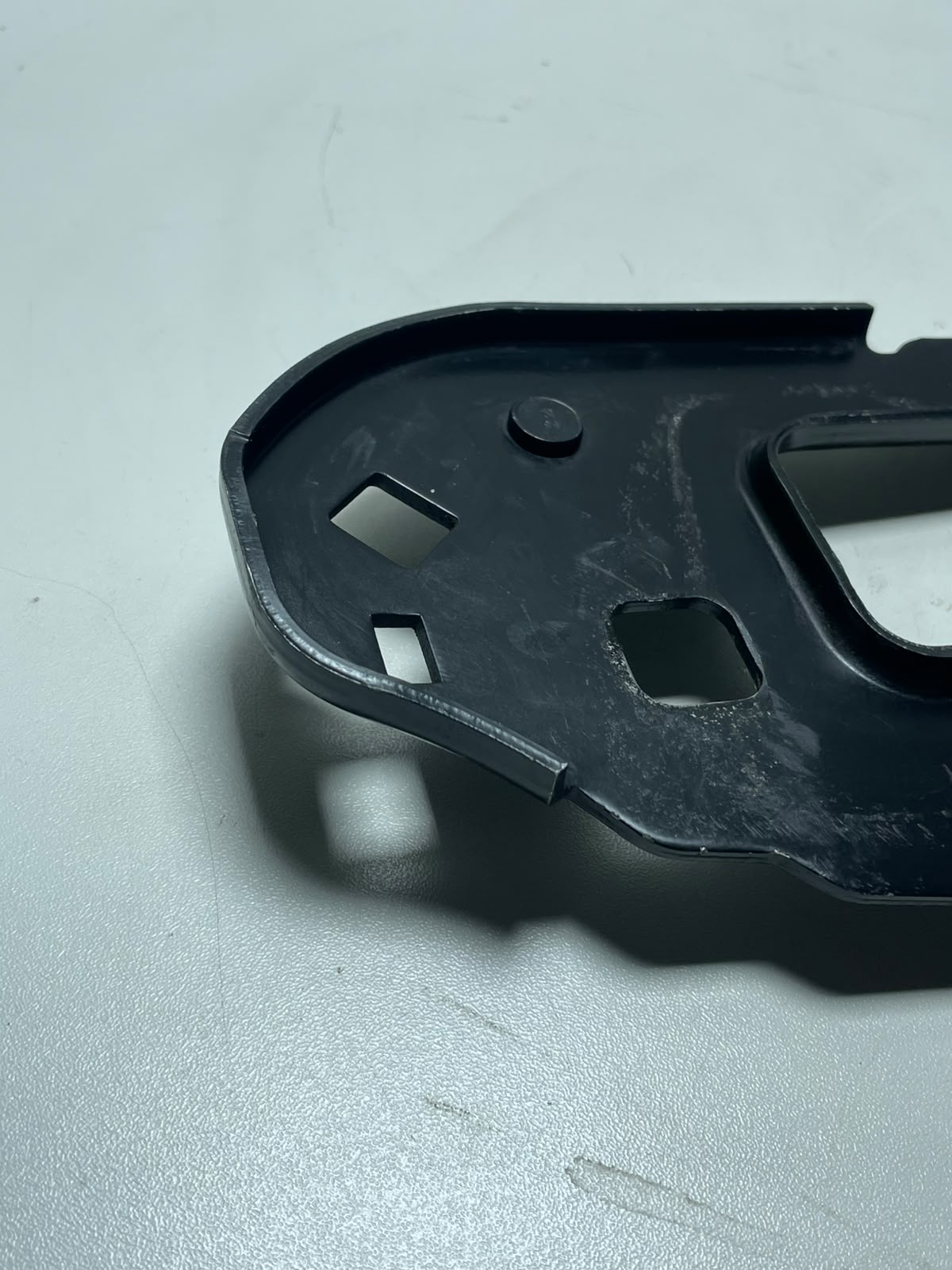 Suporte Esq Radiador Audi A4 2010 8k0805499 - Imagem 3