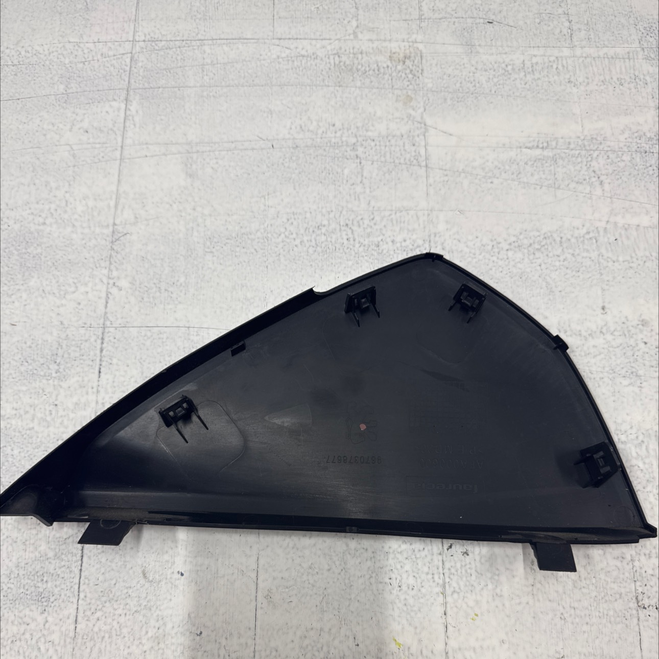 Moldura Esquerda Do Painel Peugeot 408 - Imagem 2
