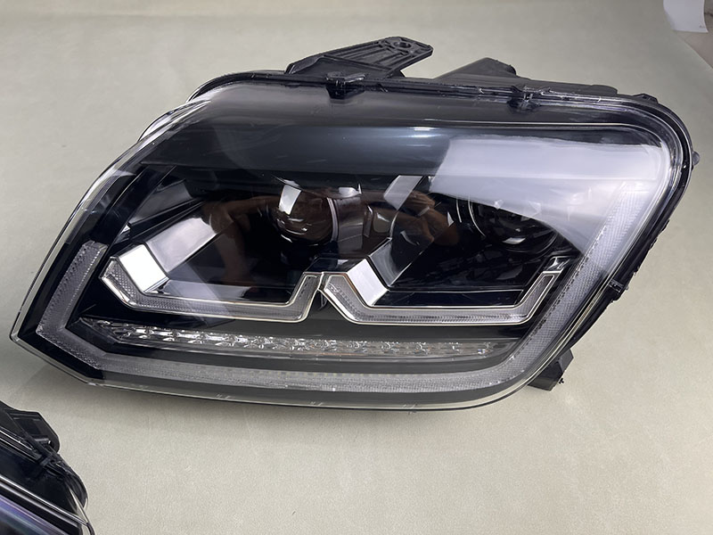 farol amarok 2020 - Imagem 3