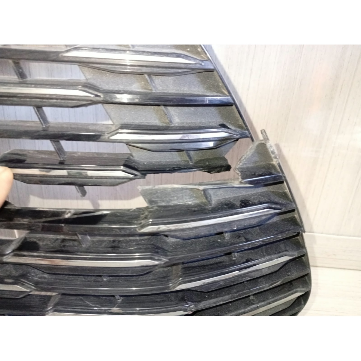 Grade Cromada Song Pro Byd 2024 2025 2026 Com Detalhe Prata Cromado - Imagem 5