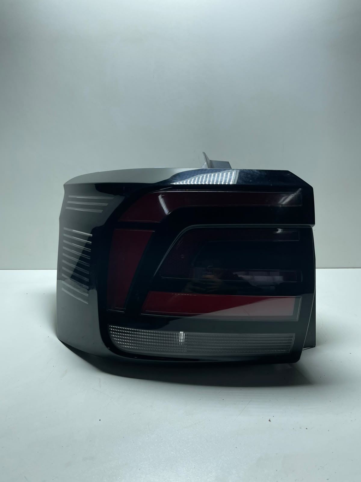 Lanterna Tras Esq Vw T-cross 2020 a 2024 2gp945095 - Imagem 1