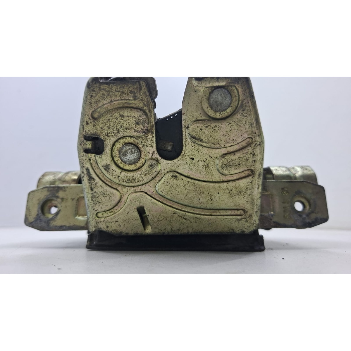 Fechadura Tampa Porta Malas Vectra GT 2006-2011