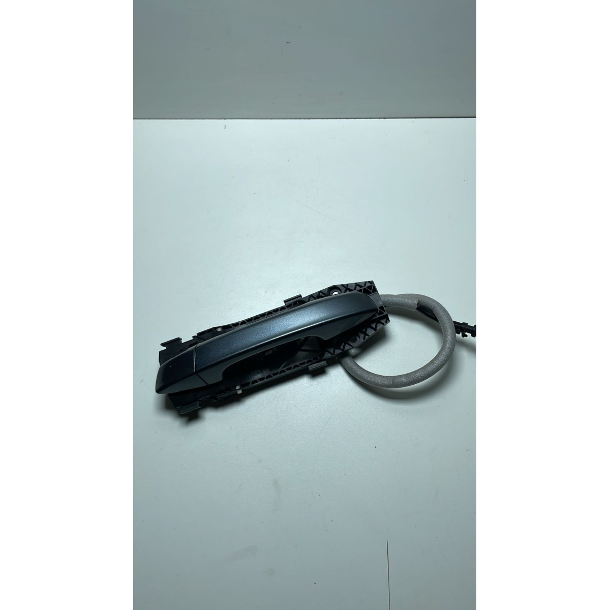 Suporte Da Maçaneta Direita Vw T-cross/polo/nivus 6ea839885a Cinza Dianteira Cinza Dianteira - Imagem 1