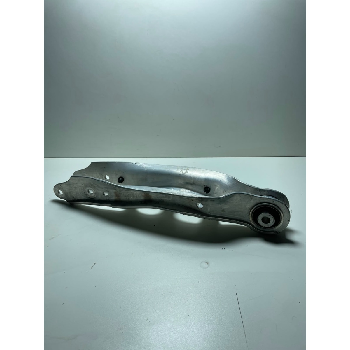 Braço Inferior Traseiro Audi A4 2.0 2017 A 2019 8w0505311h