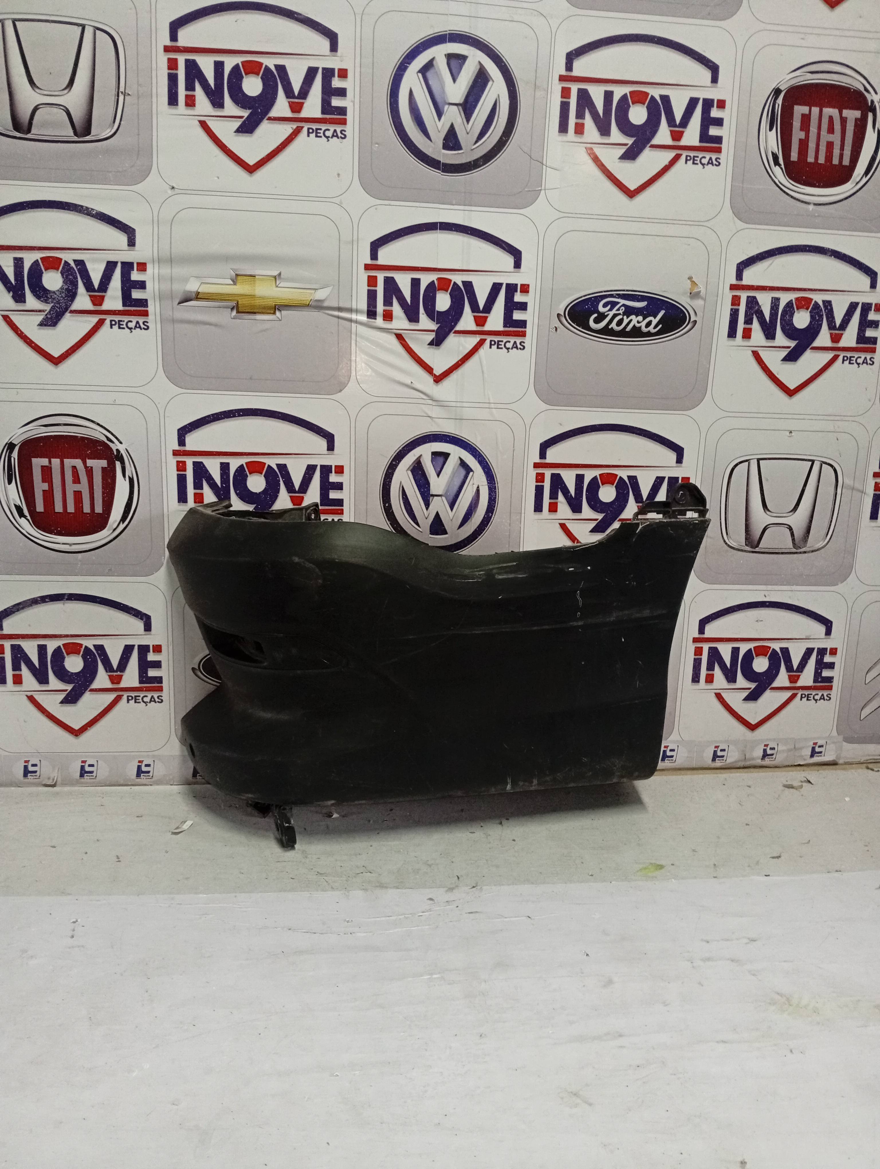Ponteira Parachoque Direita Fiat Strada