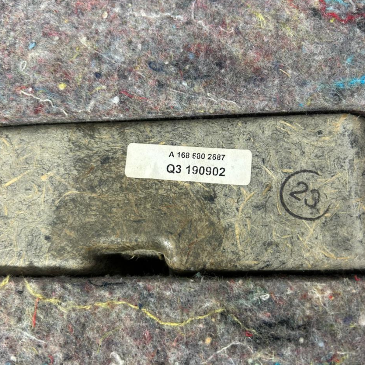Moldura Inferior Painel Direito Mercedes Benz Classe A 2003 - Imagem 7