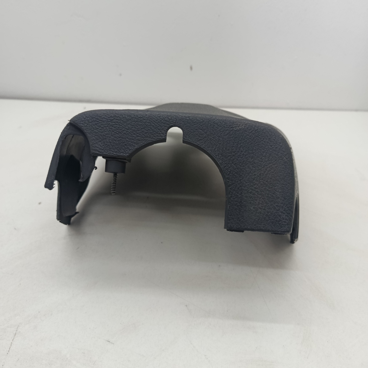 Moldura Inferior Coluna de direção Renault Clio 2007 08 09 - Imagem 2