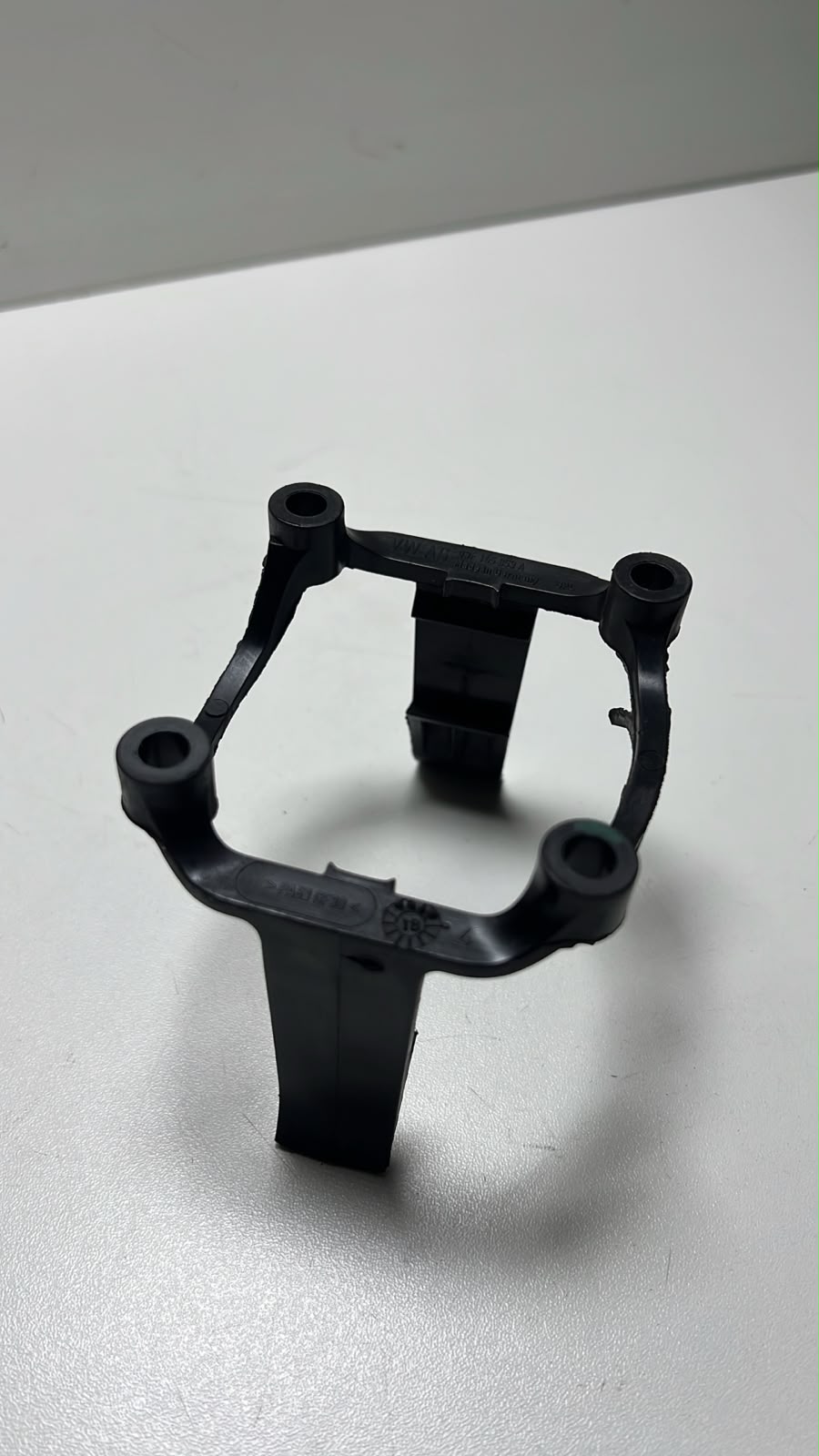 Trava Suporte Turbina Tbi Audi A3 2015 a 2018 03f145853a - Imagem 3