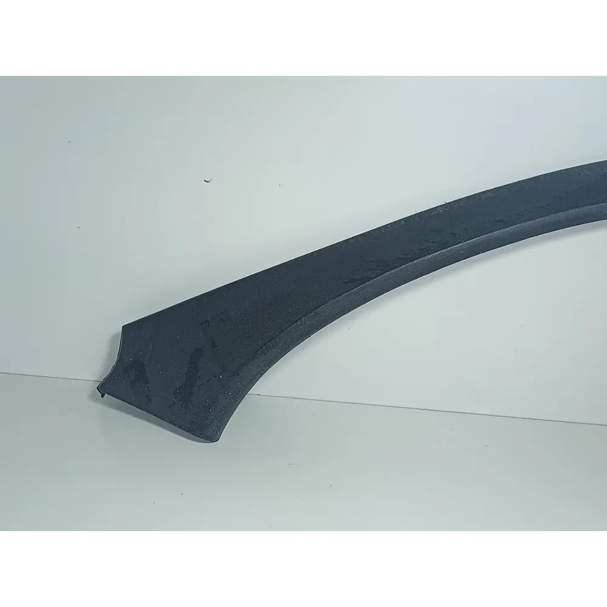 Moldura Traseira Direita Corsa Hatch 1995 -2001 93251672 - Imagem 5
