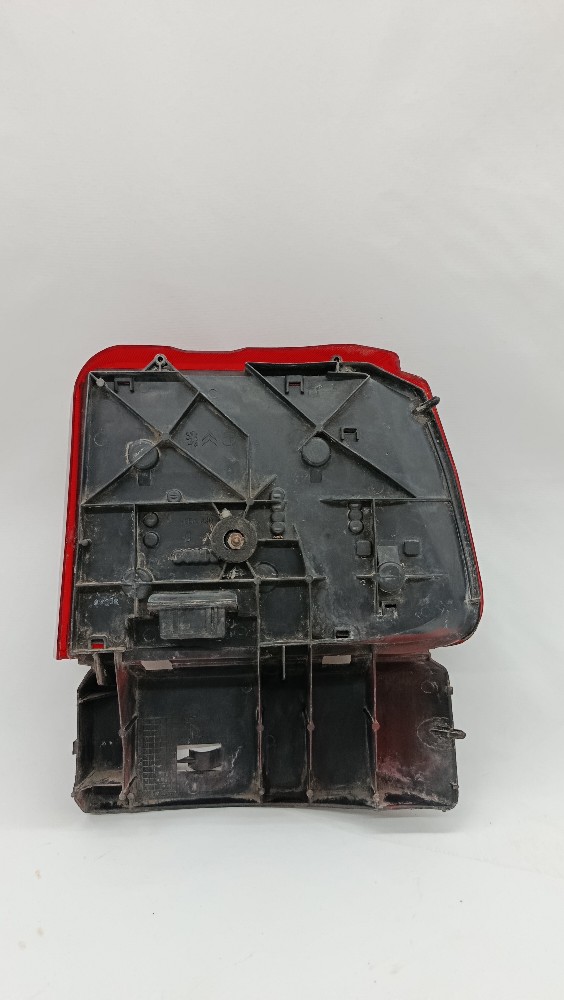 Lanterna Esquerda Citroen Zx 1994 95 96 97 98 - Imagem 4
