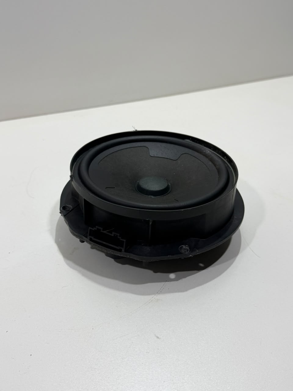 Alto Falante Portas Traseiras Vw Polo Nivus Taos 2021 2023 Preto - Imagem 4