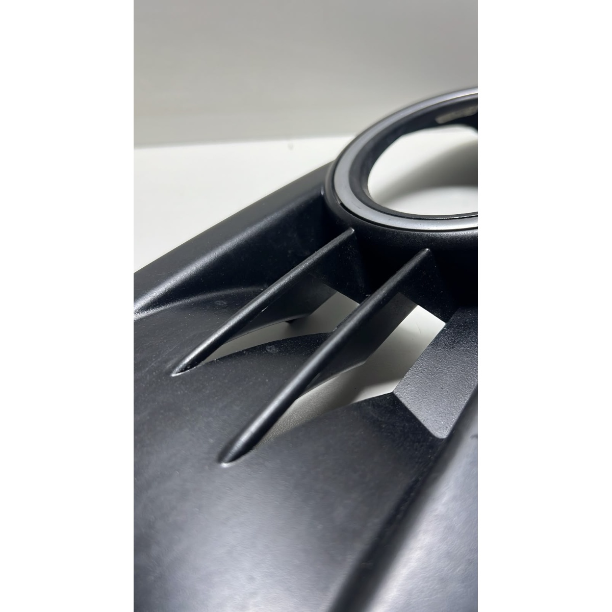 Moldura Milha L/Esq Jetta Variant Mk6 2010 a 2013 1k9853665 - Imagem 3